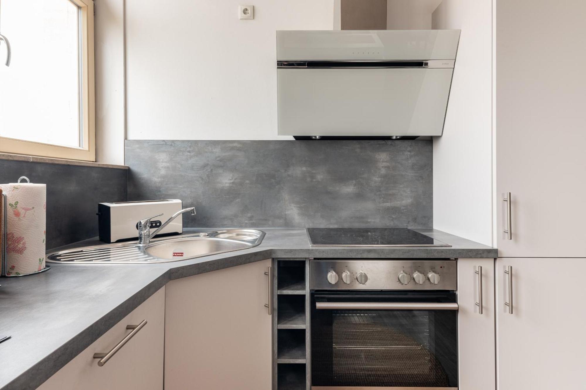 Mint Apartment Ueber Der Stadt Parken Kueche Wifi 베를린 외부 사진