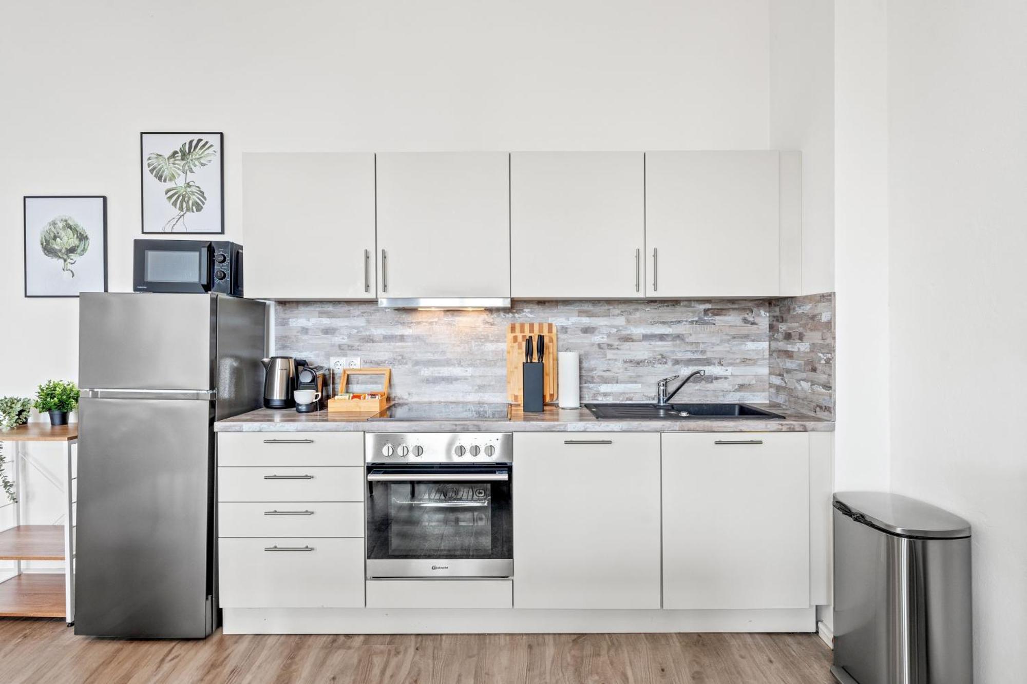 Mint Apartment Ueber Der Stadt Parken Kueche Wifi 베를린 외부 사진