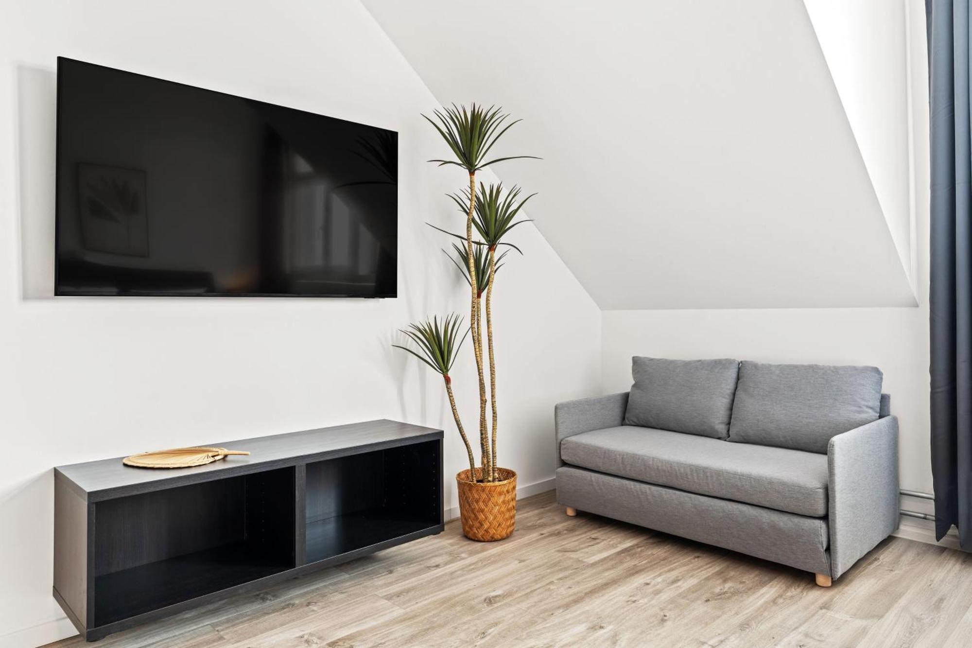 Mint Apartment Ueber Der Stadt Parken Kueche Wifi 베를린 외부 사진